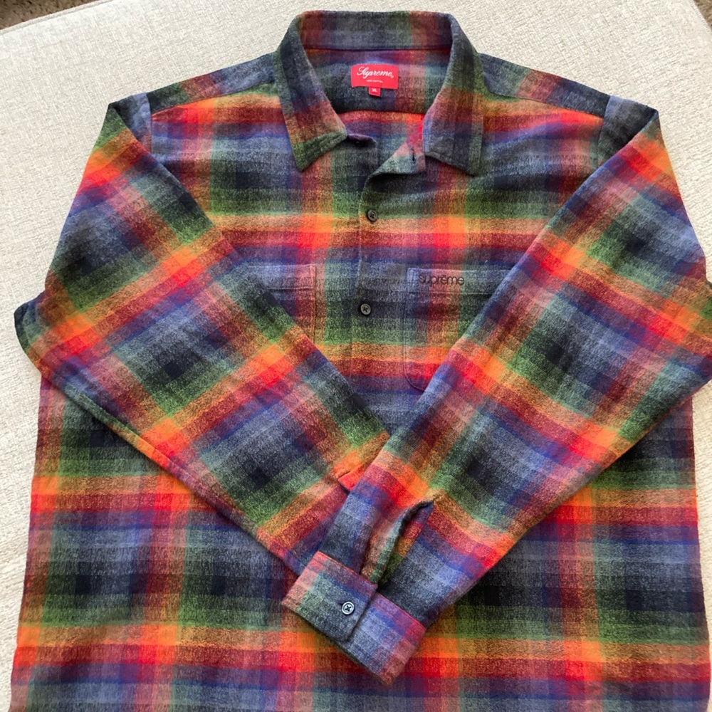Supreme Button Long-sleeve Flannel